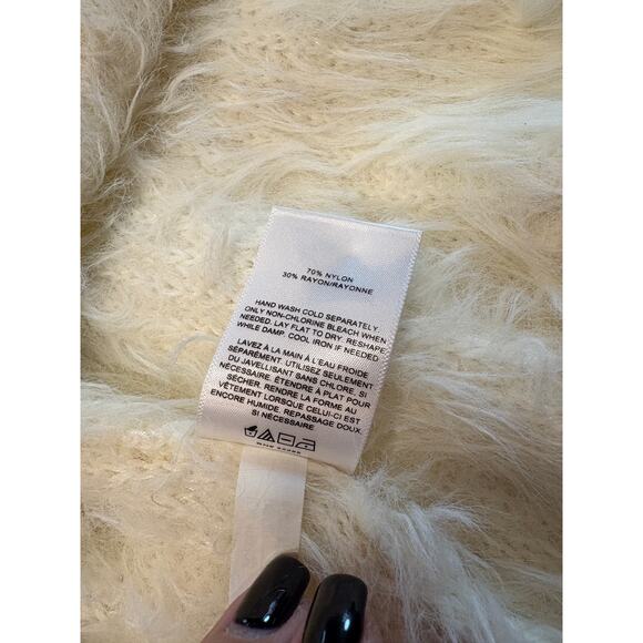 Express White Fuzzy Turtleneck Sweater Size S - Picture 9 of 9